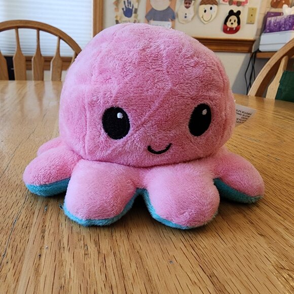 TeeTurtle Aqua/Pink The Original Reversible Octopus Plushie Stuffed Animal Toy - Picture 3 of 11